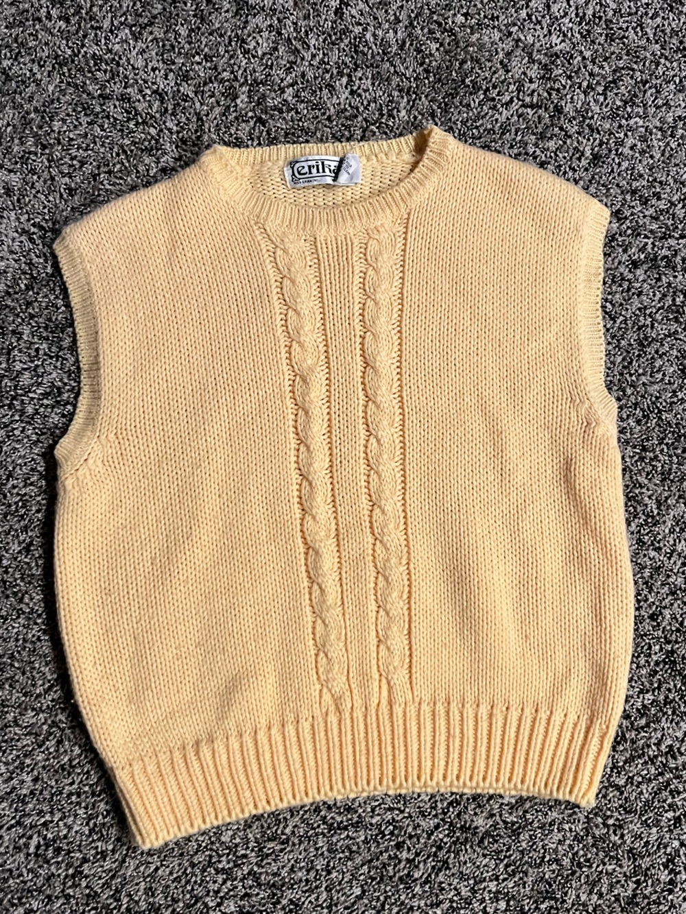 Erika Light Yellow Cable Knit Sleeveless Sweater Vest Vintage